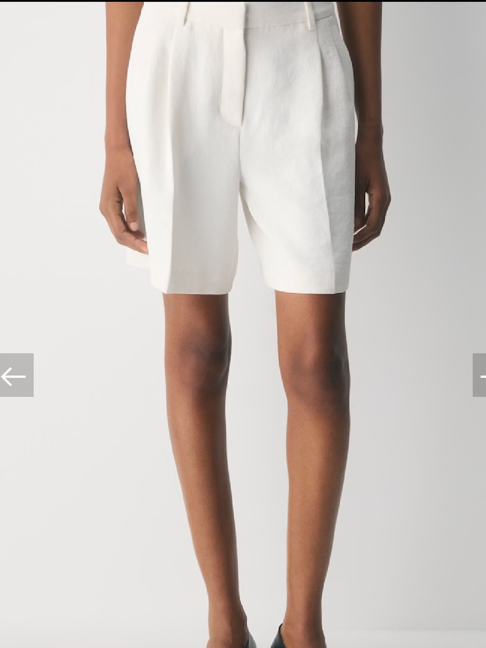 NWT Effortless Short - Long - Picture 2 of 4